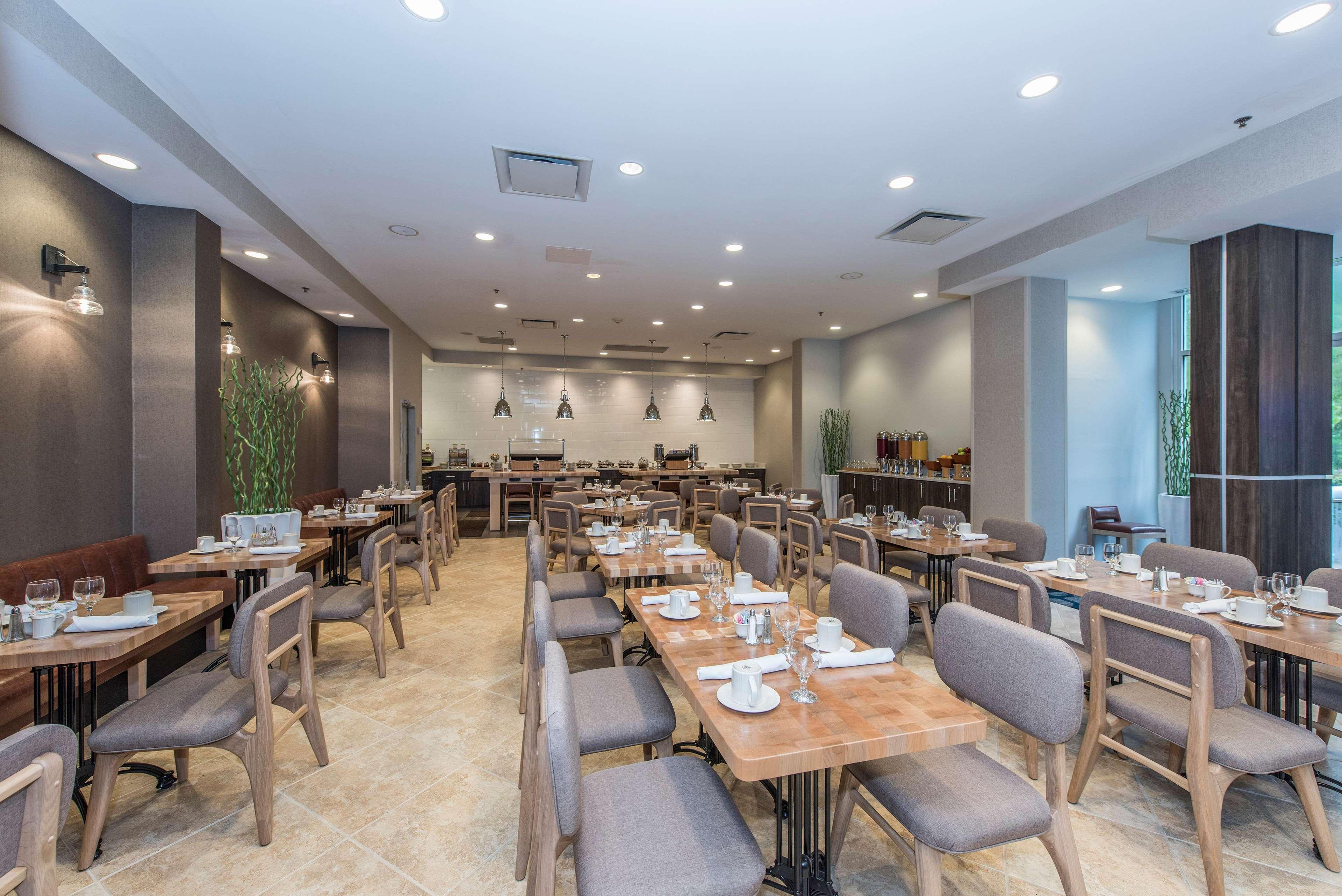 Hotel Doubletree By Hilton - Convention Center 4*