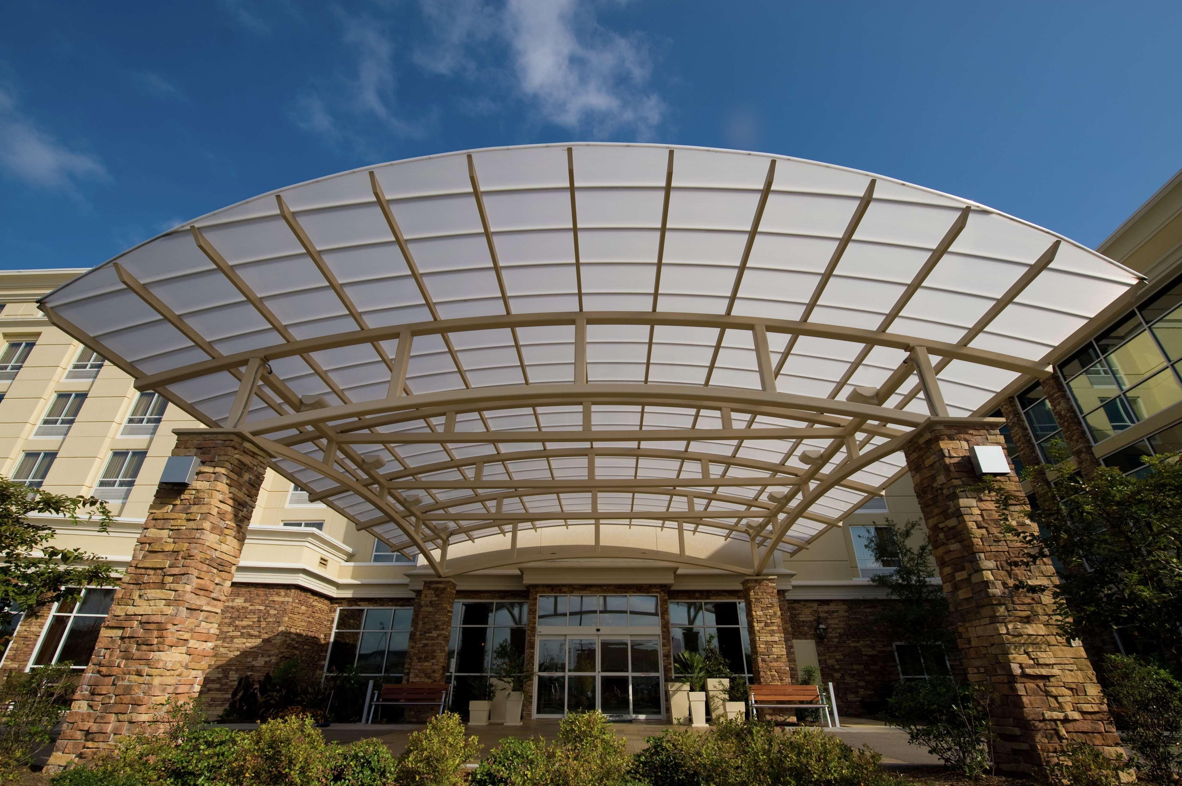 Doubletree By Hilton - Convention Center Hotel