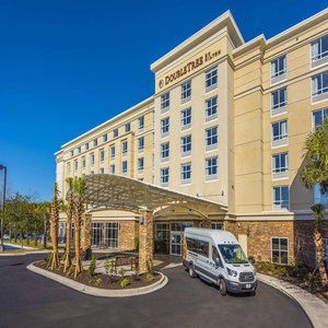 Doubletree By Hilton - Convention Center Hotel 4*